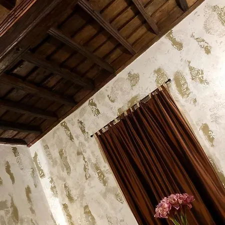 Apartment Mercanti Turin